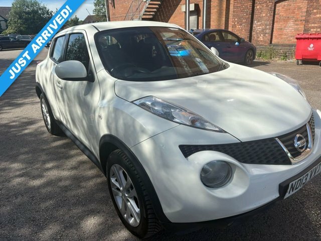 Nissan Juke Suv White