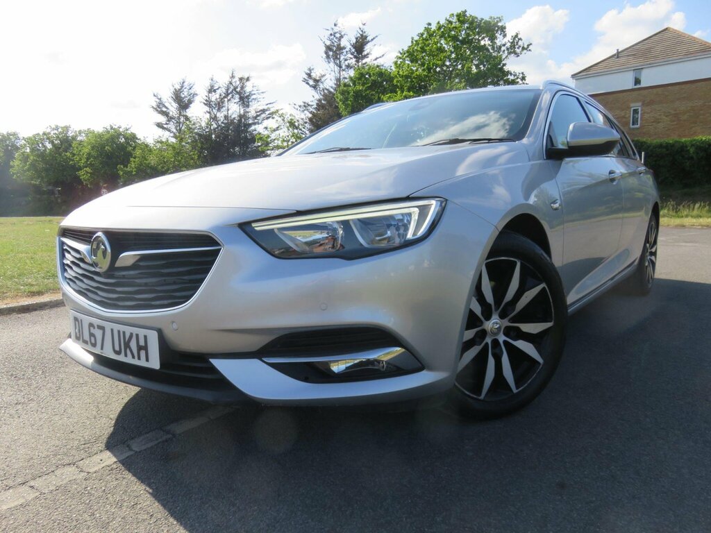 Vauxhall Insignia 2.0 Turbo D Blueinjection Tech Line Nav Sports Tou DL67UKH Silver #2