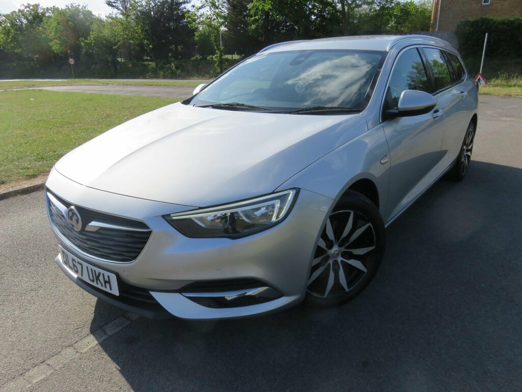 Vauxhall Insignia 2.0 Turbo D Blueinjection Tech Line Nav Sports Tou Silver