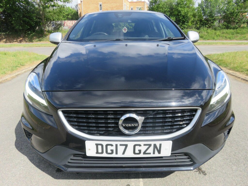 Volvo V40 2.0 D2 R-design Nav Plus Euro 6 Ss DG17GZN Black #6