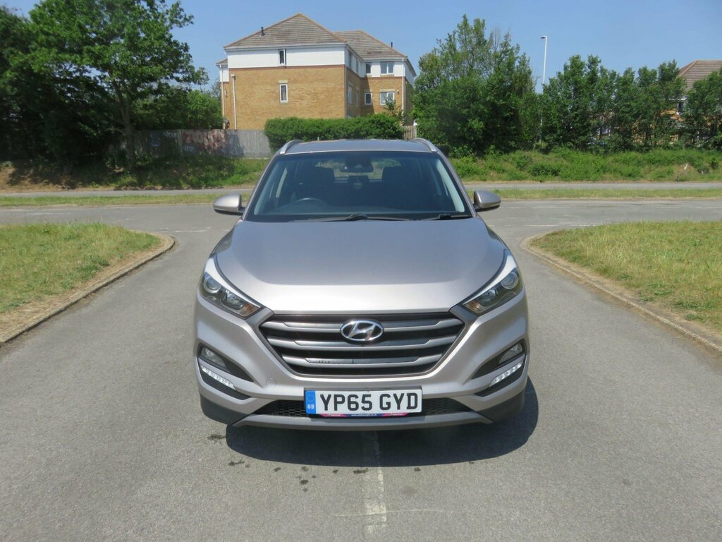 Hyundai Tucson 1.7 Crdi Blue Drive Se Nav Euro 6 Ss YP65GYD Silver #5