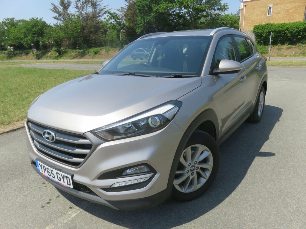 Hyundai Tucson 1.7 Crdi Blue Drive Se Nav Euro 6 Ss Silver