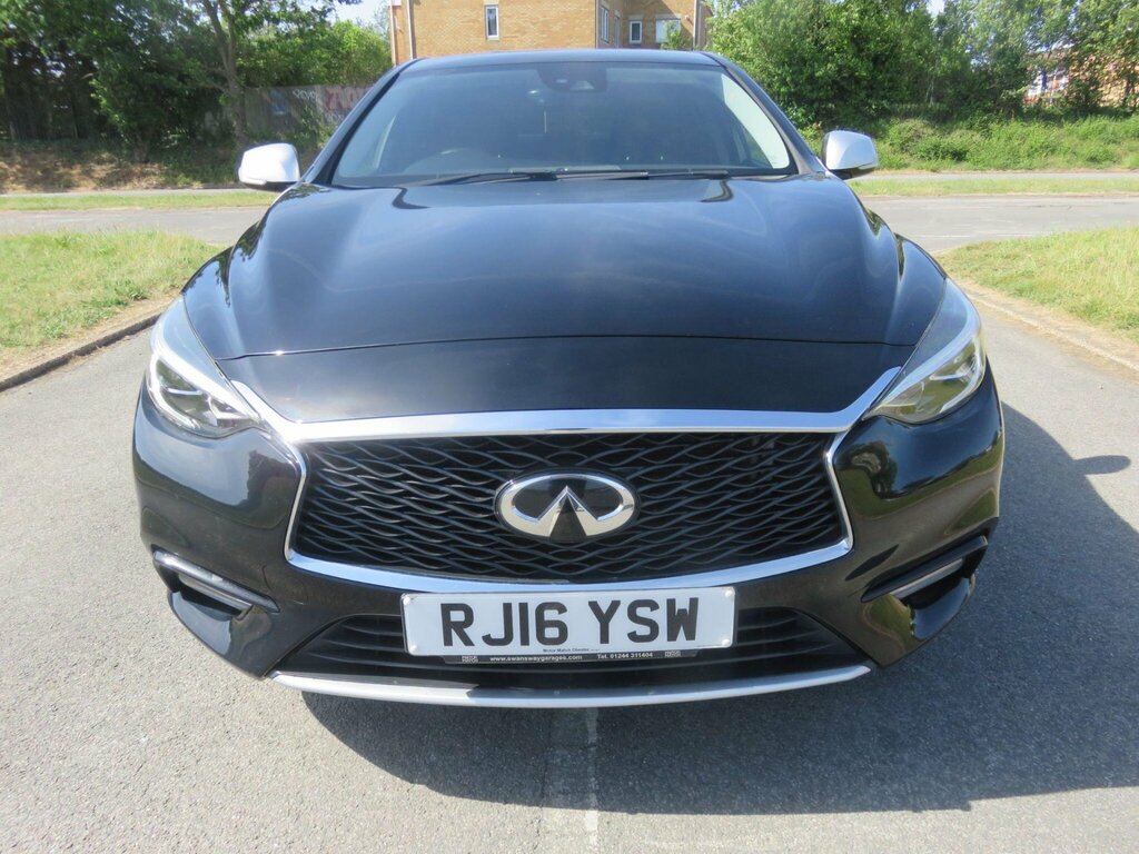 Infiniti Q30 1.5D Business Executive Dct Euro 6 Ss Black #6