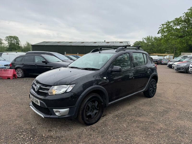 Dacia Sandero Stepway 0.9 Tce Laureate Euro 5 WJ15OHN Black #2