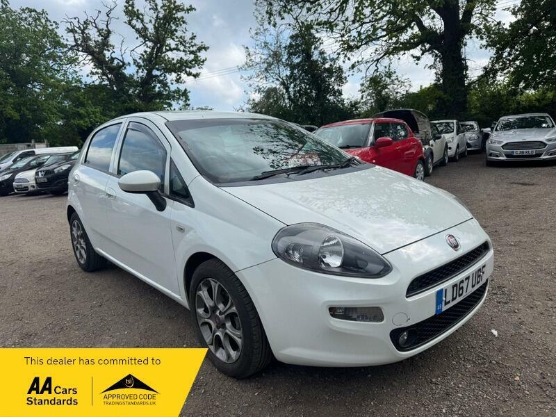 Fiat Punto 1.4 Easy Euro 6 Ss White