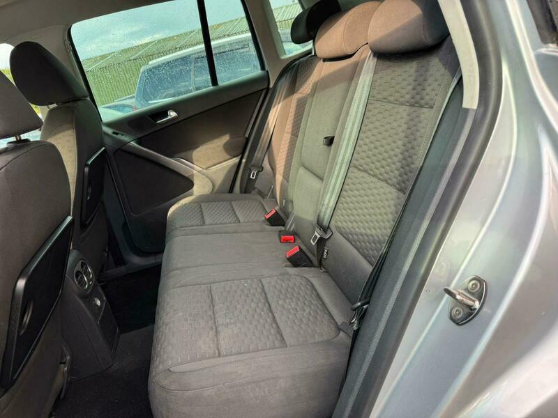 Volkswagen Tiguan Se Black #15