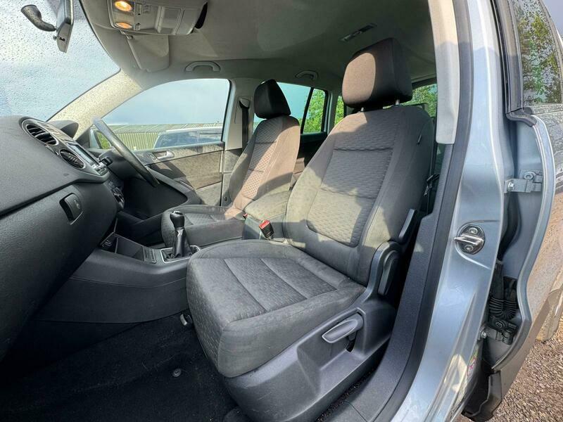 Volkswagen Tiguan Se Black #18