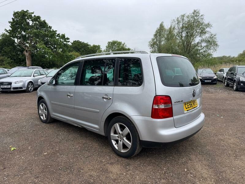 Volkswagen Touran 2.0 Tdi Sport Dsg 7 Seats Silver #5