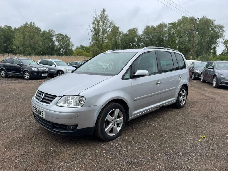 Volkswagen Touran 2.0 Tdi Sport Dsg 7 Seats Silver #3