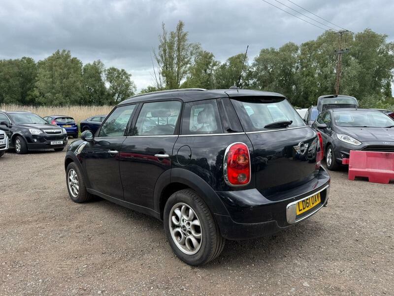 Mini Countryman 1.6 One D Euro 5 Ss LD61OAV Black #5