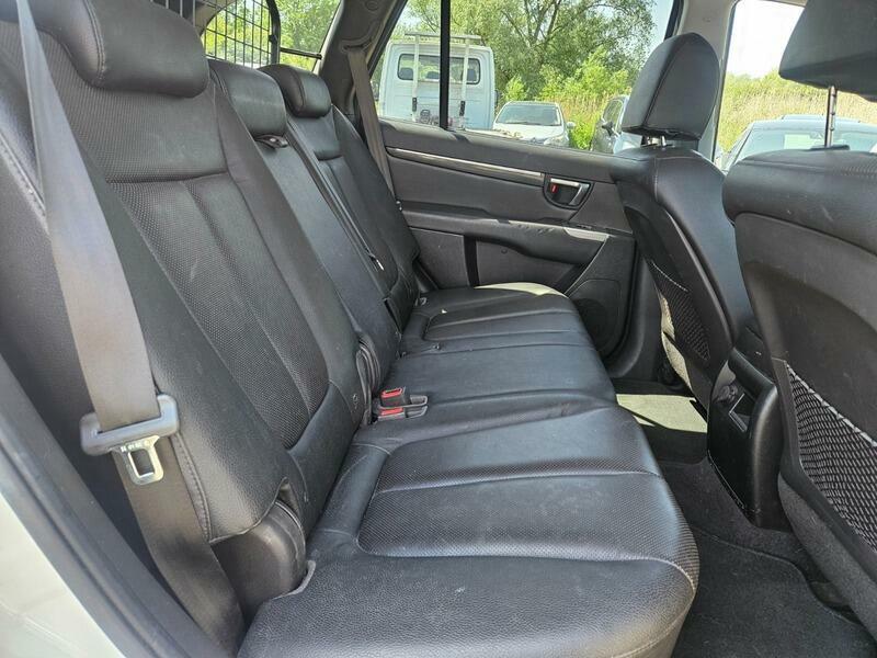 Hyundai Santa Fe Santa Fe Premium Crdi White #17