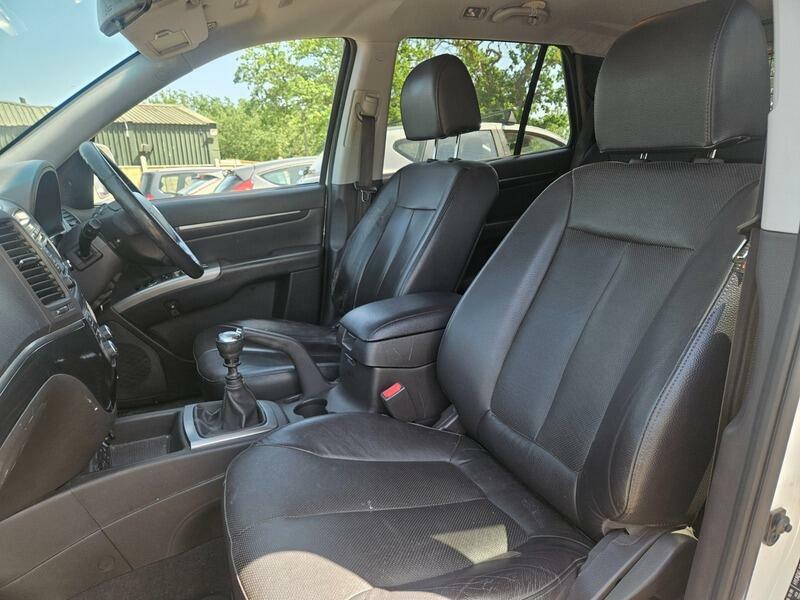Hyundai Santa Fe Santa Fe Premium Crdi White #19