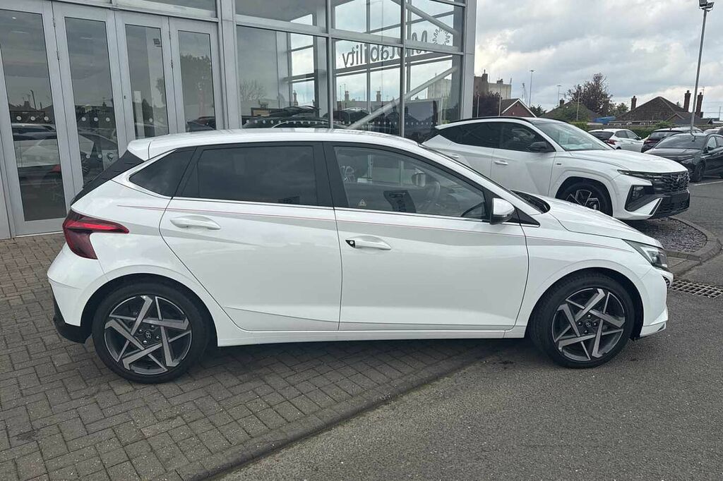 Hyundai I20 1.0T Gdi Premium Dct FX25ZHA White #4