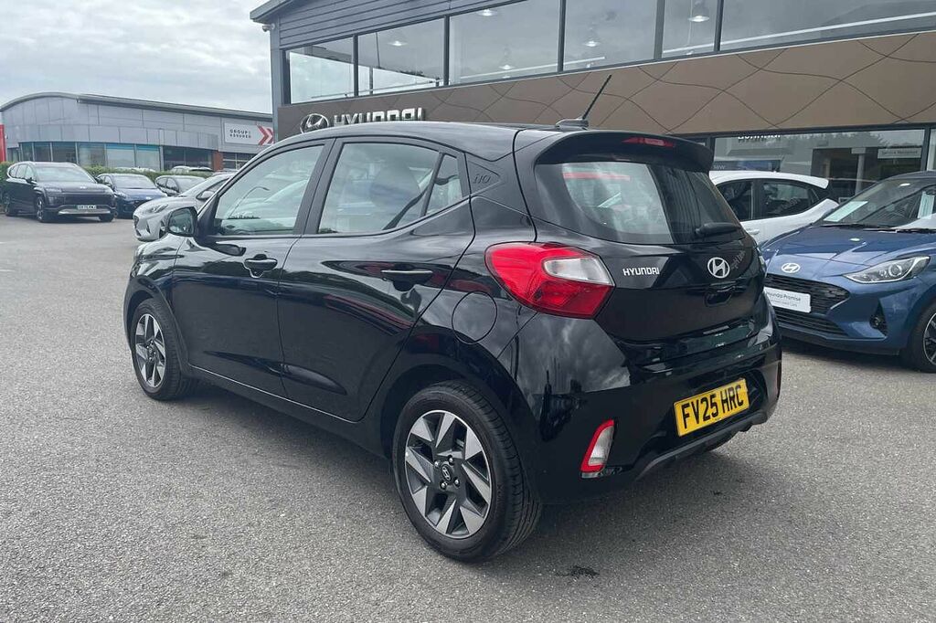 Hyundai I10 Advance Nav 1.0 Mpi 63Ps FV25HRC Black #2
