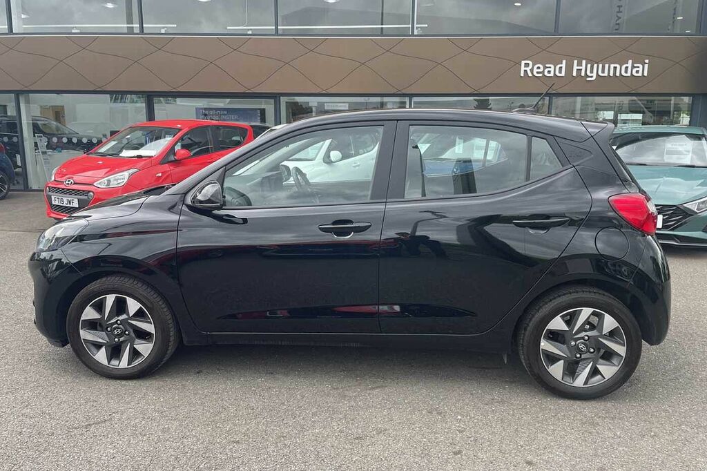 Hyundai I10 Advance Nav 1.0 Mpi 63Ps FV25HRC Black #3