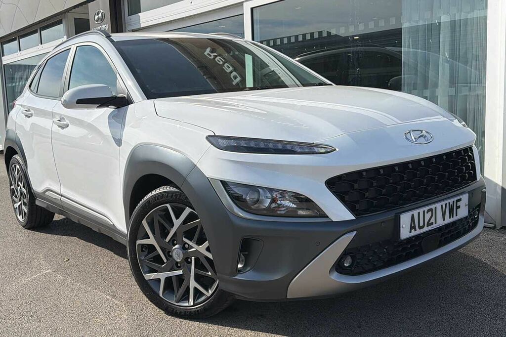 Hyundai Kona 1.6 Gdi Hybrid Premium Dct White