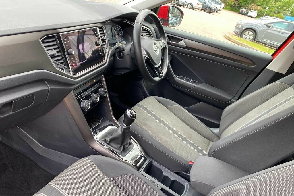 Volkswagen T-Roc 1.0 Tsi Se FE68EFN Red #2