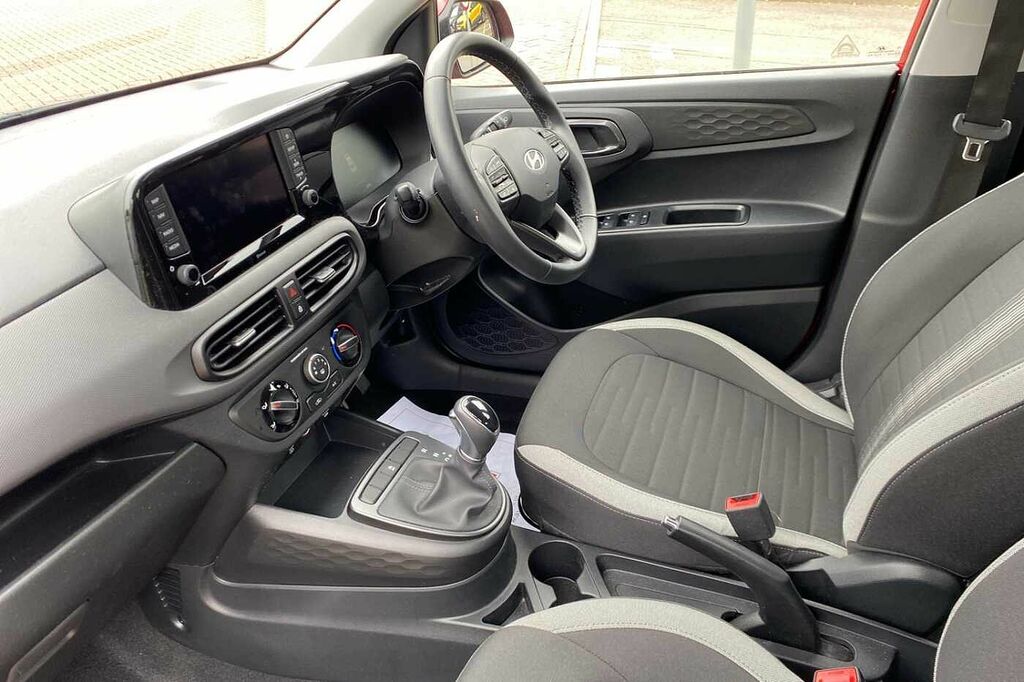 Hyundai I10 1.0 63 Advance Nav HJ75WMU Red #2