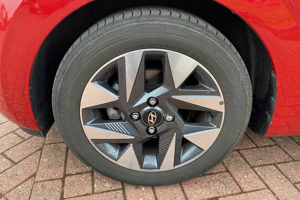 Hyundai I10 1.0 63 Advance Nav HJ75WMU Red #5