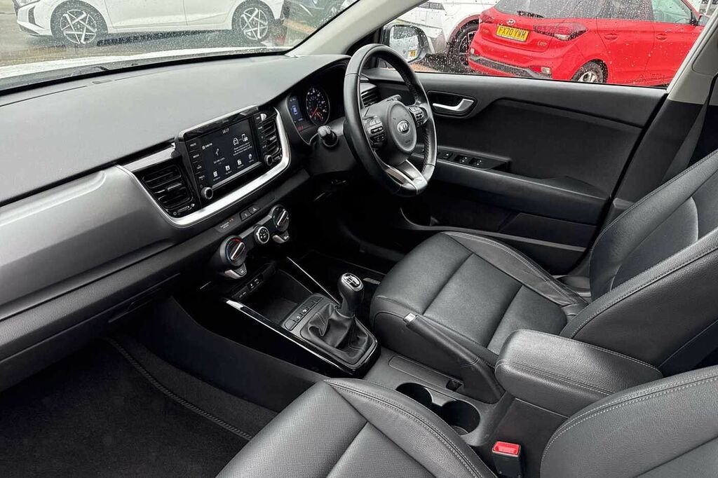 Kia Stonic 1.0T Gdi Maxx FY69YCN White #2