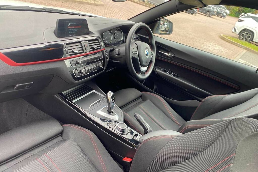 BMW 2 Series 218D Sport Nav Step LG18TVF White #2