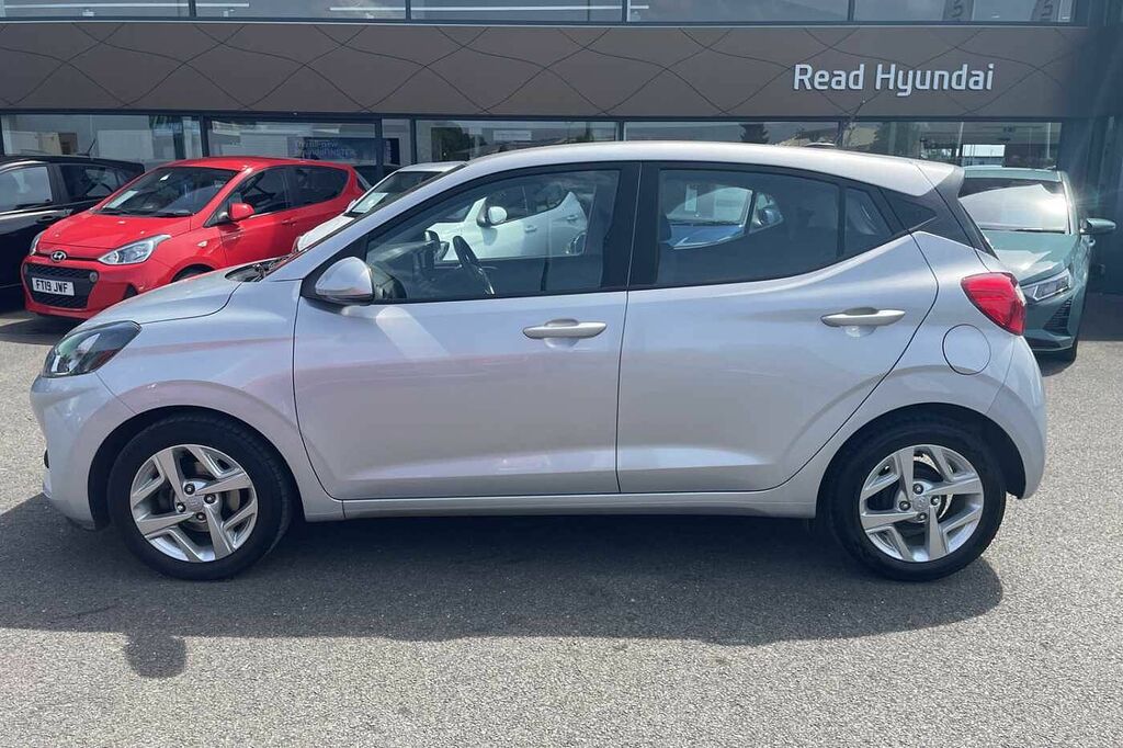 Hyundai I10 Se Connect 1.2 Mpi 84Ps FV22AJO Silver #4