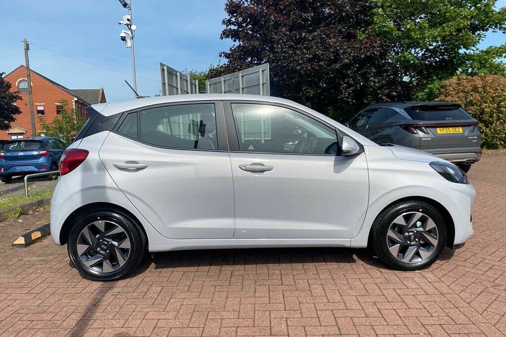 Hyundai I10 1.0 63 Advance Nav Grey #4