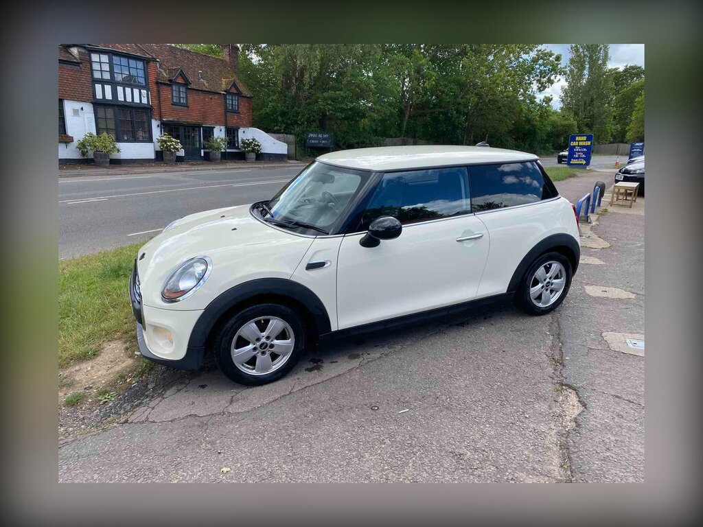 Mini Hatch 1.5 One D Euro 6 Ss White