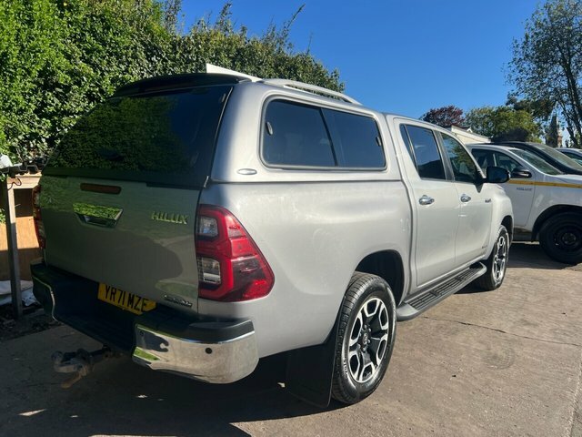 Toyota HILUX 2.8 D-4d Invincible Pickup Double Cab A YR71MZE Silver #5