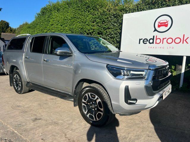 Toyota HILUX 2.8 D-4d Invincible Pickup Double Cab A YR71MZE Silver #2