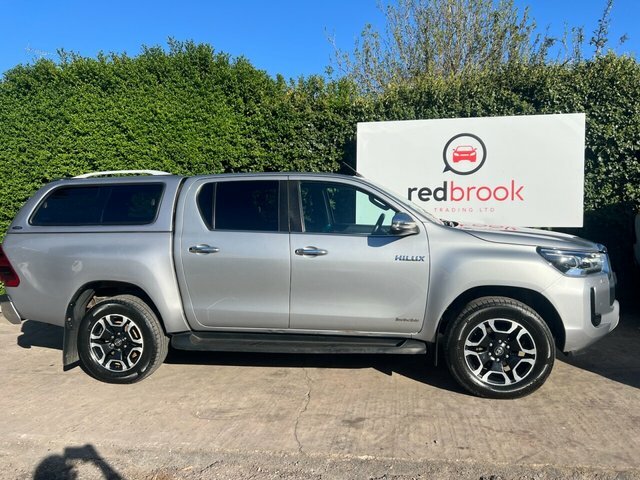 Toyota HILUX 2.8 D-4d Invincible Pickup Double Cab A YR71MZE Silver #4