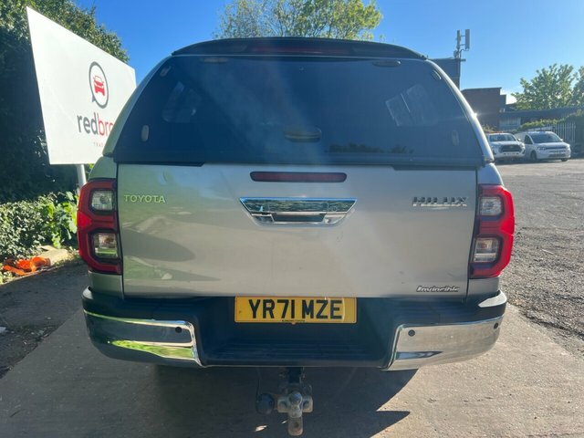 Toyota HILUX 2.8 D-4d Invincible Pickup Double Cab A YR71MZE Silver #6