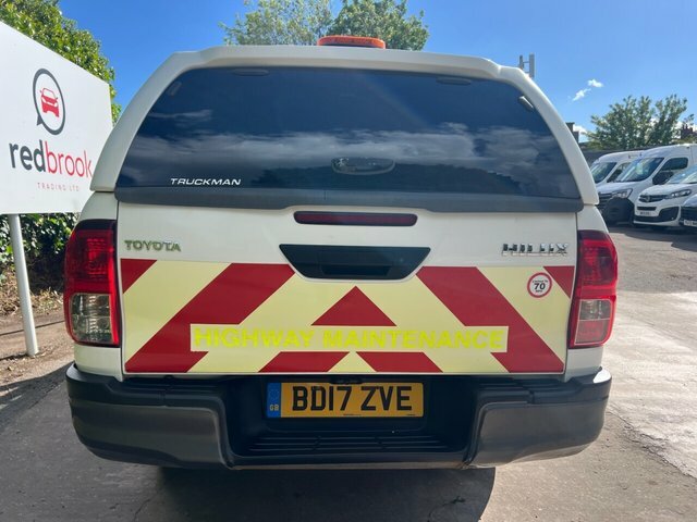 Toyota HILUX 2.4 D-4d Active Pickup Extended Cab Man BD17ZVE White #4