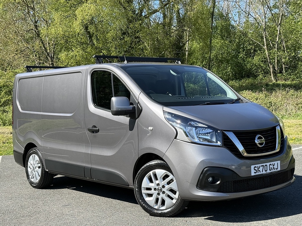 Nissan NV300 2.0 Dci 28 Tekna Panel Van L1 H1 Grey