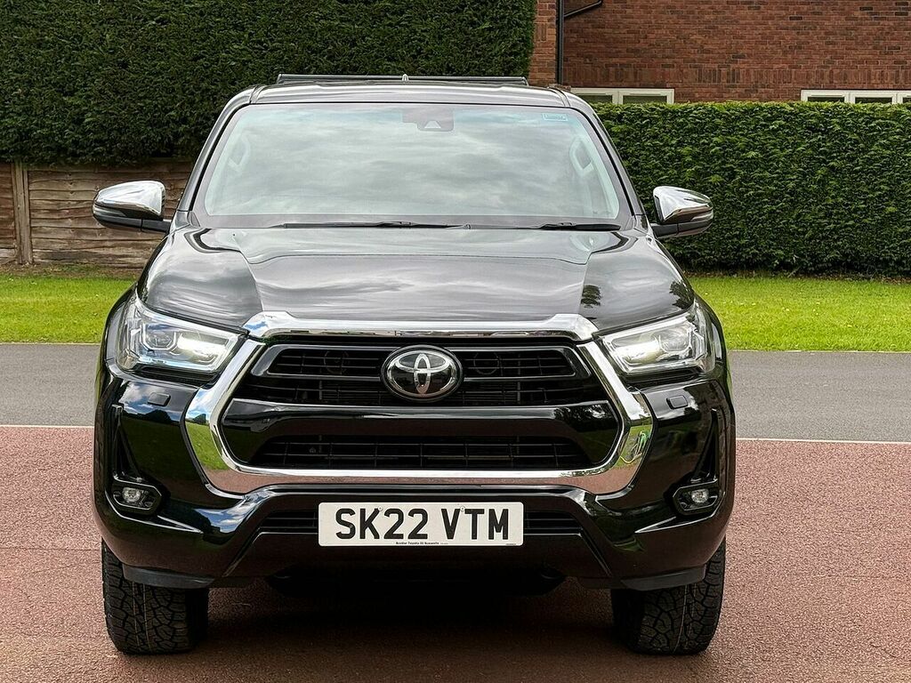 Toyota HILUX 2.4 D-4d Invincible Pickup Double Cab M SK22VTM Black #2