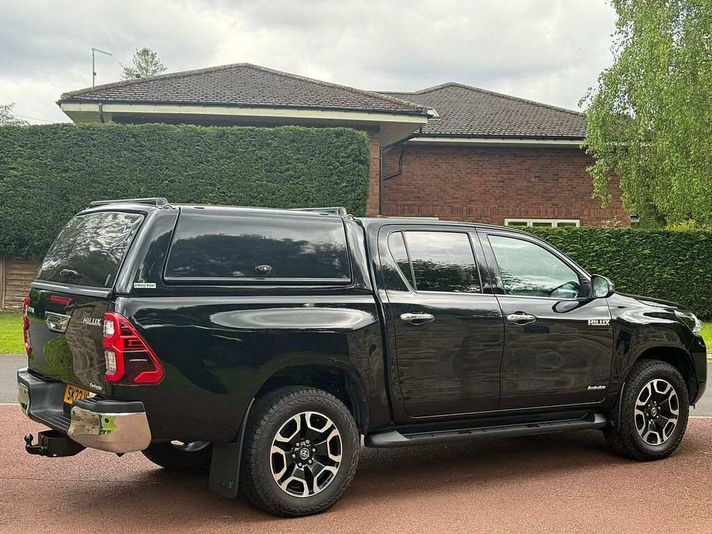 Toyota HILUX 2.4 D-4d Invincible Pickup Double Cab M SK22VTM Black #6