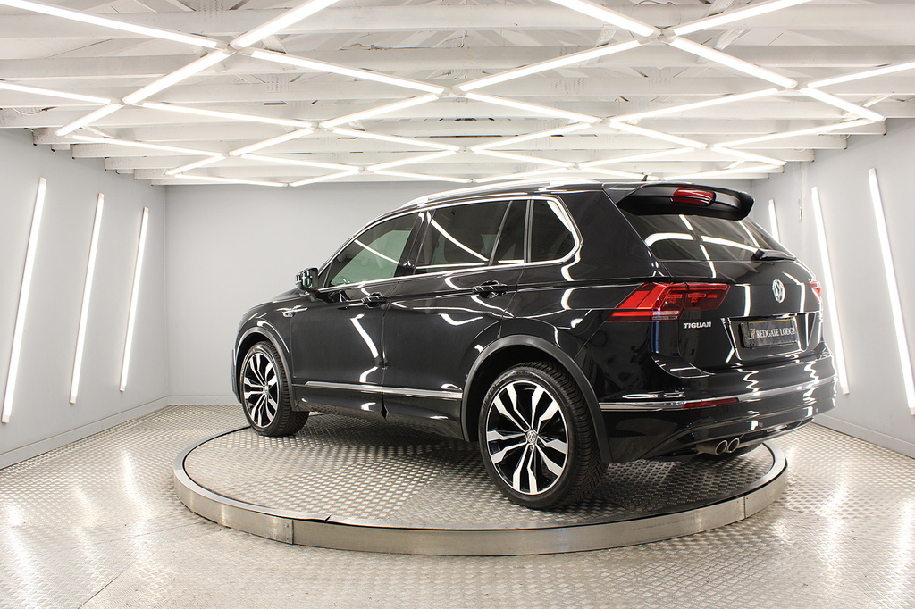 Volkswagen Tiguan Suv SG17CTO Black #4