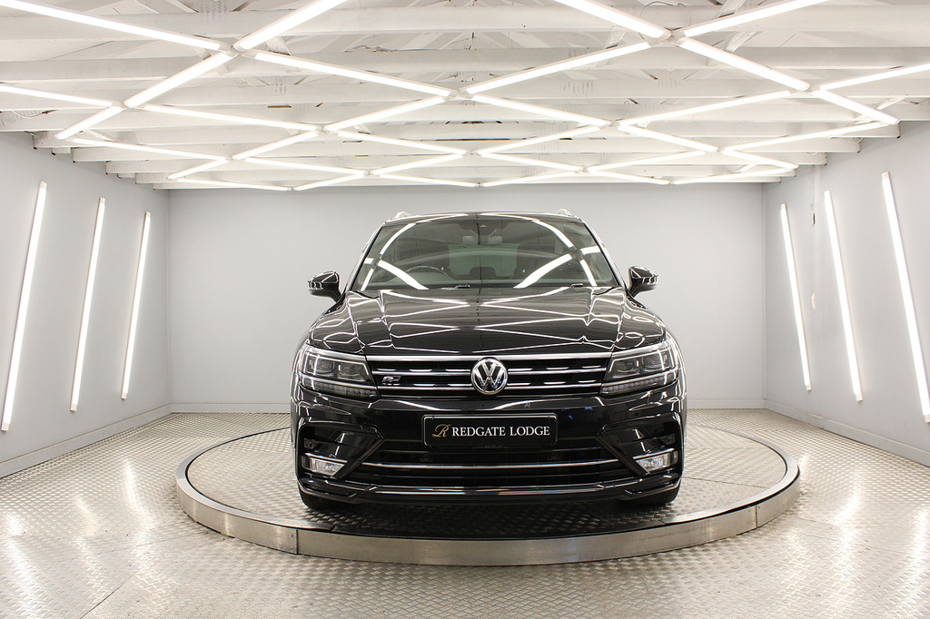 Volkswagen Tiguan Suv SG17CTO Black #6
