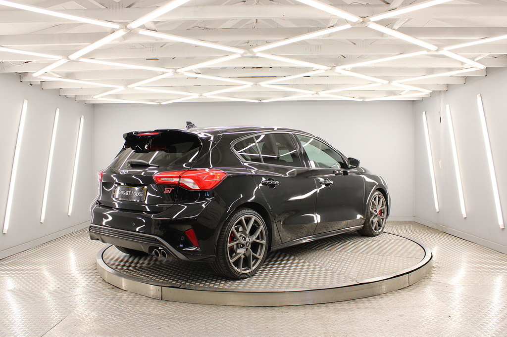 Ford Focus Hatchback BJ70NOF Black #3