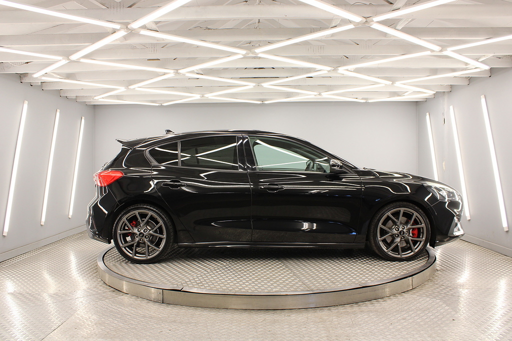Ford Focus Hatchback Black
