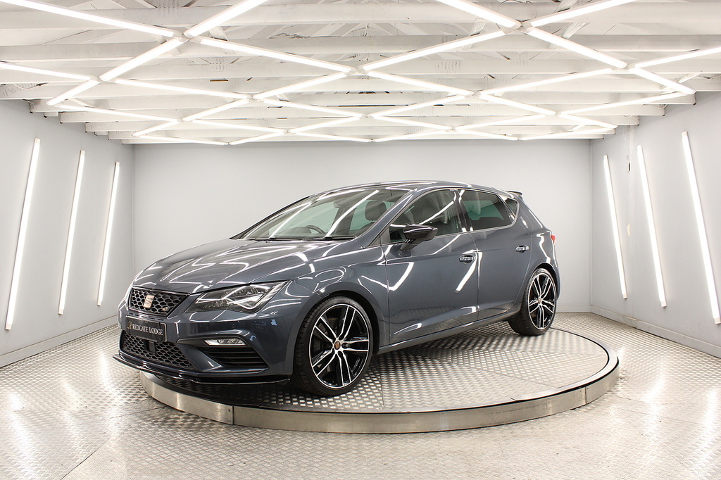 Seat Leon Hatchback YO19SUX Grey #2