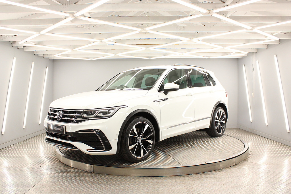 Volkswagen Tiguan Suv FP22RUW White #5