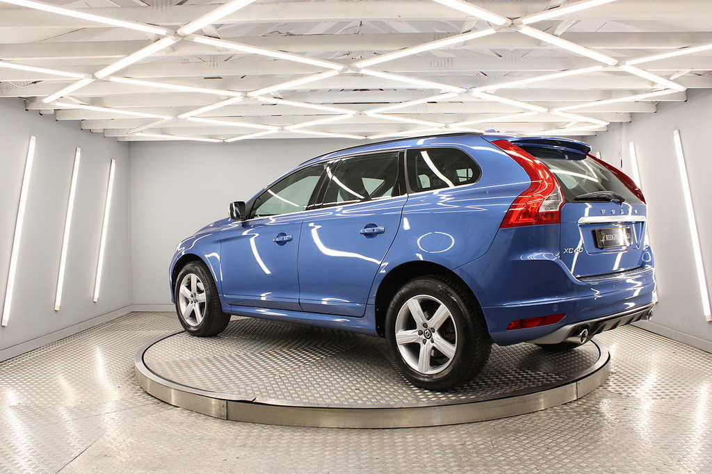 Volvo XC60 Xc60 R-design Nav D4 Awd WG17TDO Blue #4