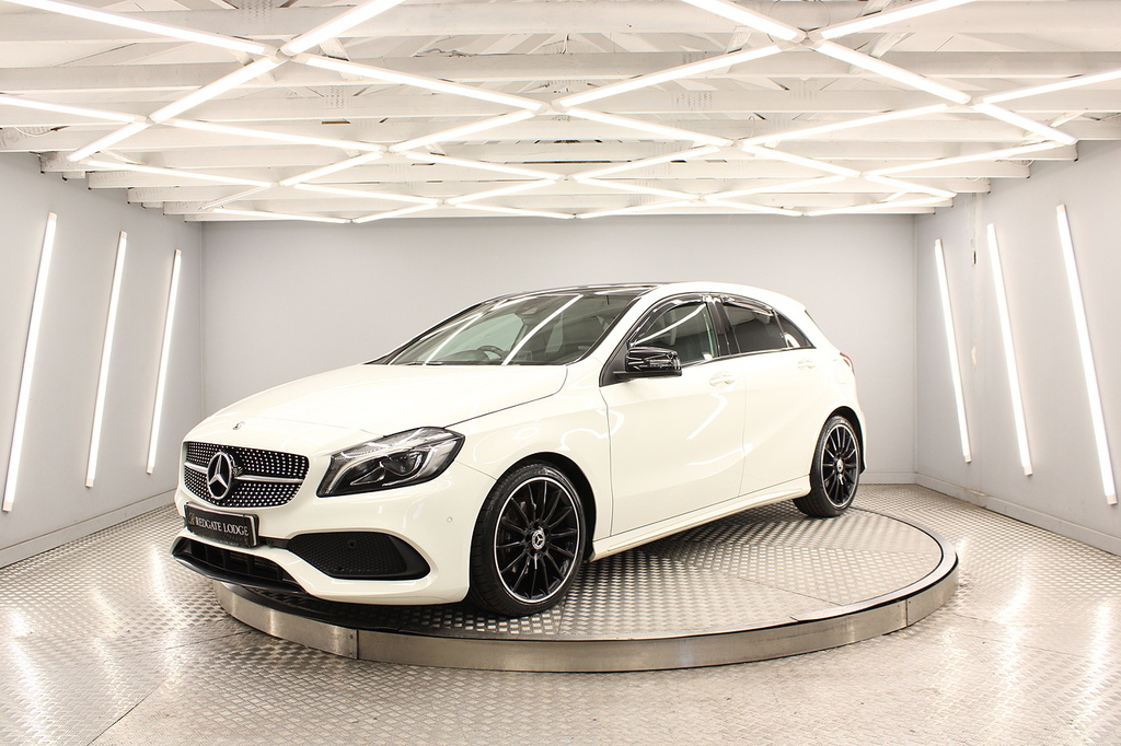 Mercedes-Benz A Class Hatchback KR67KWH White #5