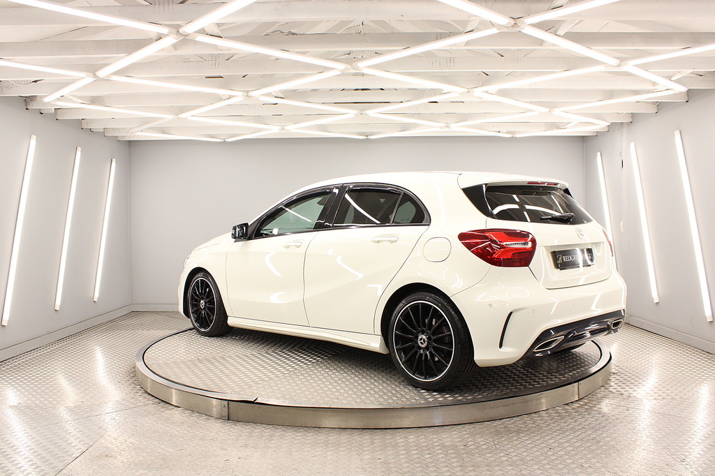 Mercedes-Benz A Class Hatchback KR67KWH White #4