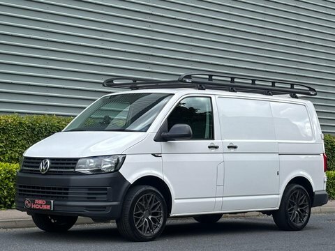 Volkswagen Transporter T30 Tdi P BJ17CKX White #3
