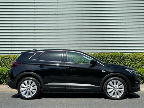 Vauxhall Grandland X Elite Nav VN69CRZ Black #5