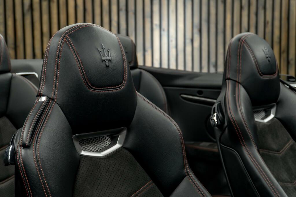 Maserati GranCabrio V8 Sport Mc Shift Grey #37