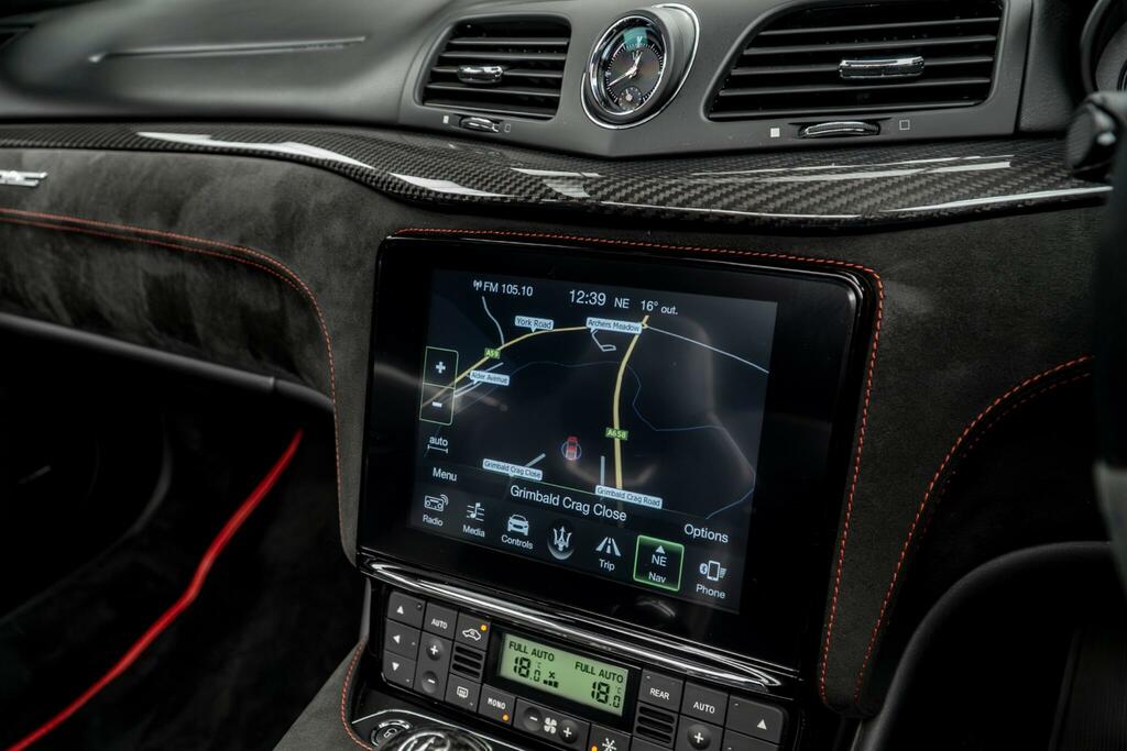 Maserati GranCabrio V8 Sport Mc Shift Grey #24