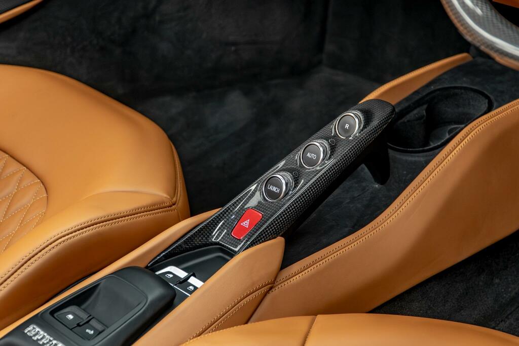 Ferrari F8 Spider F8 Spider S-a - 2020 70 Yellow #35